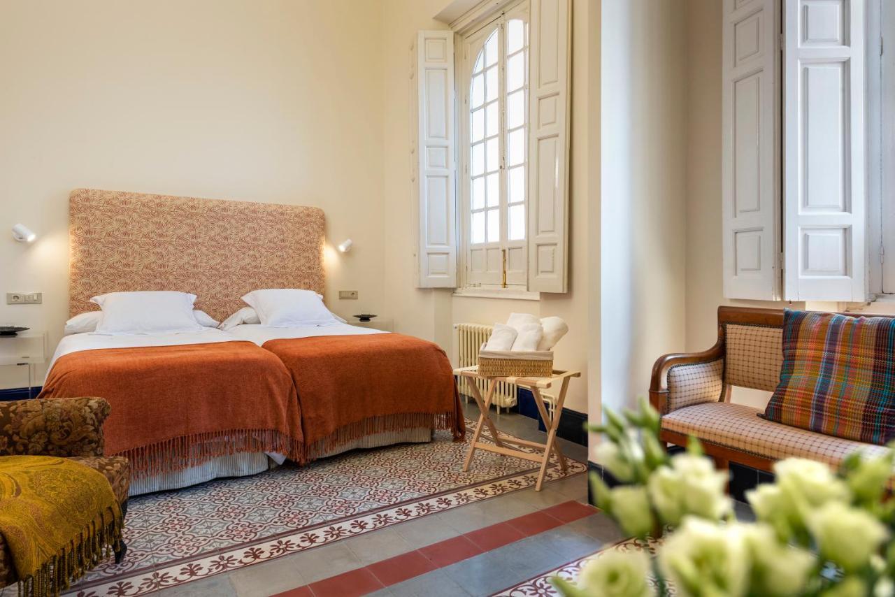 Villa Alfonso, Restored Palace House With Gardens And Monuments Views Sevilha Exterior foto